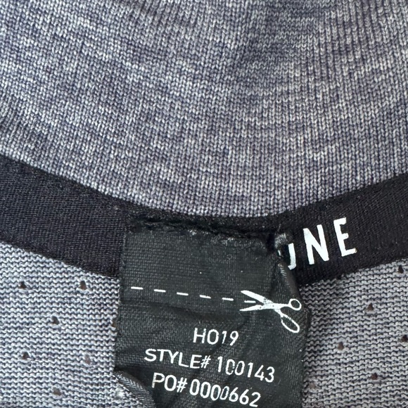 Rhone Men's Gray Versatility Perforated Yoke 1/4 Zip Training Long Sleeve L/XL - Picture 5 of 10